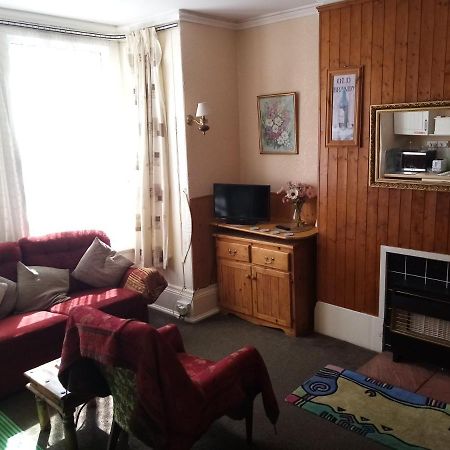 Puffin Holiday Apartments ブリドリントン エクステリア 写真