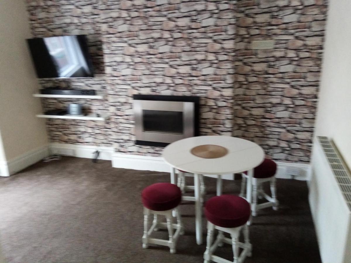 Puffin Holiday Apartments ブリドリントン エクステリア 写真
